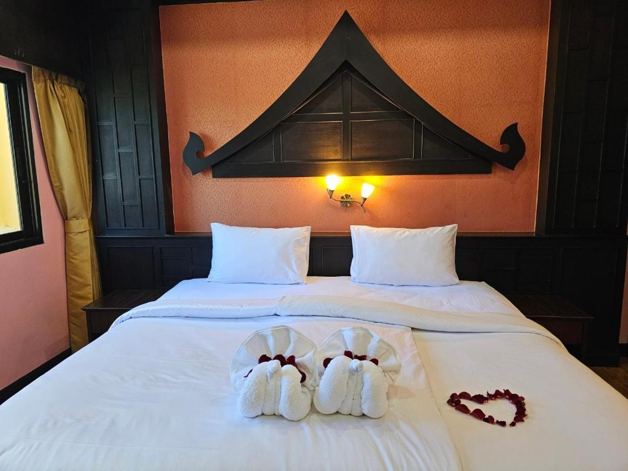 Nanai 2 Residence Patong Phuket Ngoại thất bức ảnh
